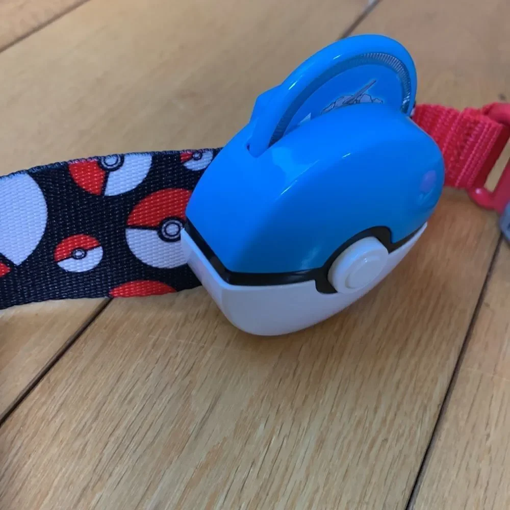 2016 Pokemon Nintendo Clip N Carry  Poke Ball Belt 2018 Shooter adjustable wear